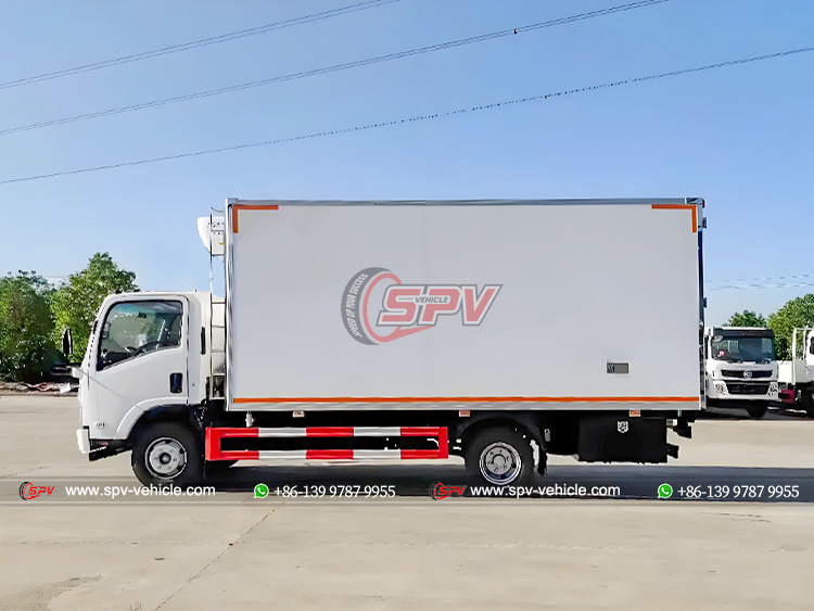 ISUZU NPR Refrigerated Truck with Independent Cooler